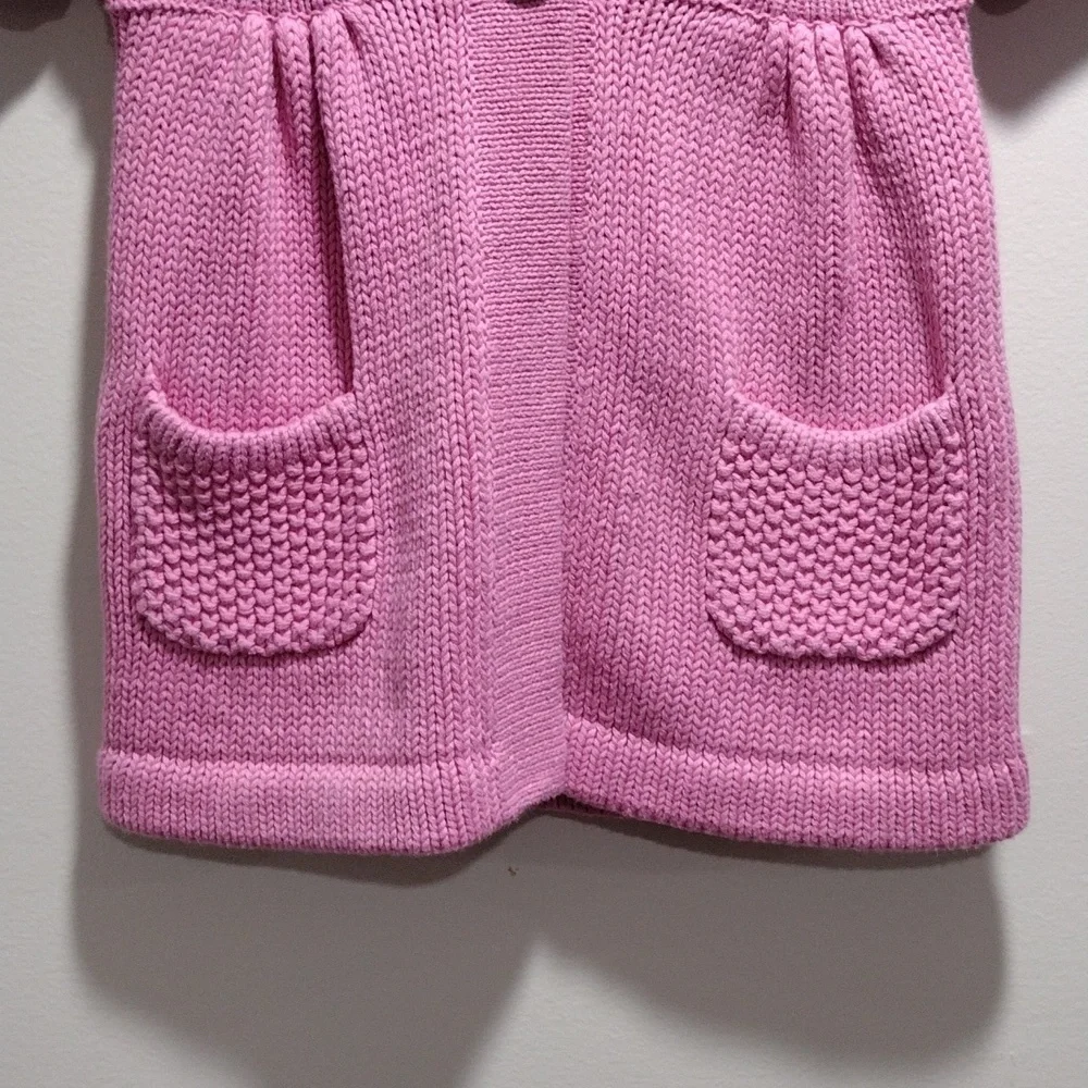 Girl’s Pink Sweater Short Sleeves, 2 pockets 3 Designed Buttons, Kids Size S(4)